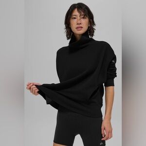 Alo Yoga Women's Hazy Mock Neck Pullover - Black